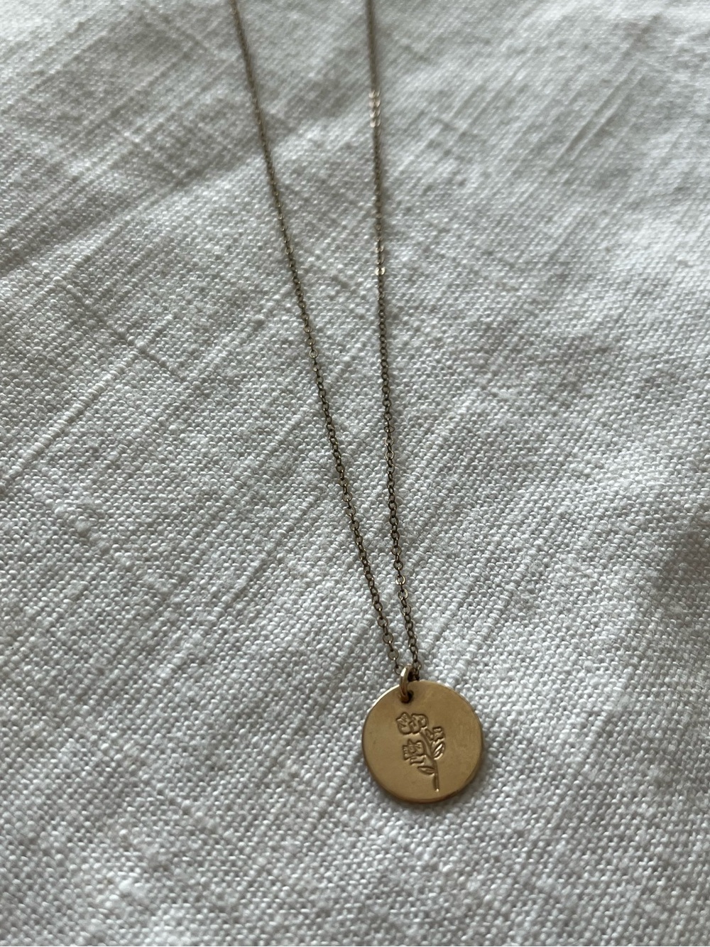 14K Gold Fill April Sweet Pea Flower Disc Necklace - 16” - Picture 3 of 6